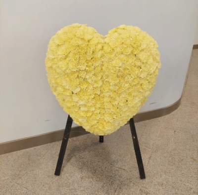 FF 1029 悼念心形花牌