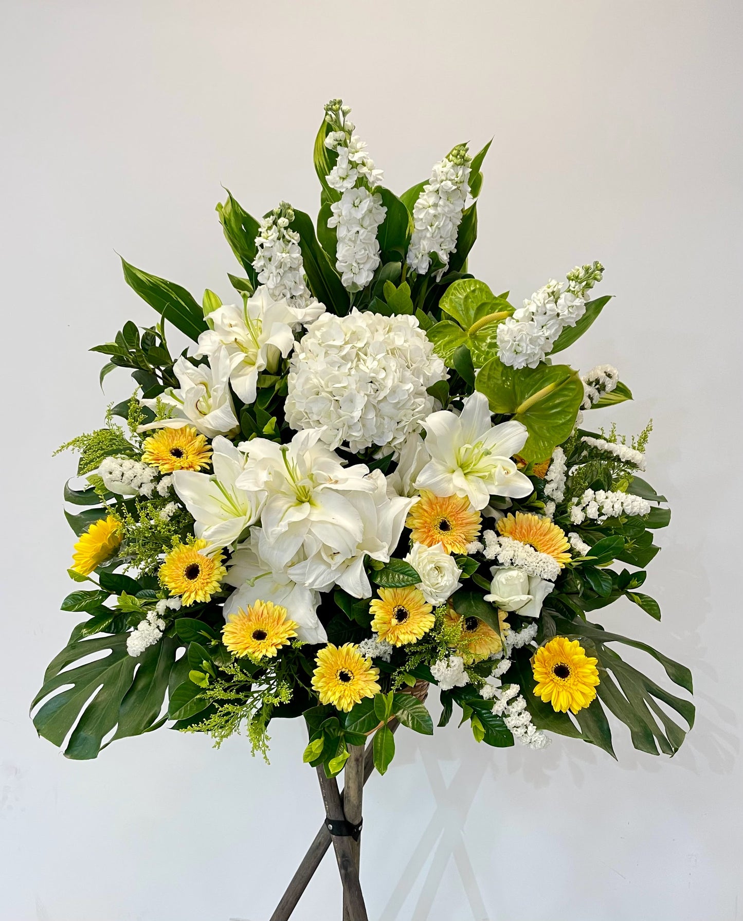 FF 1019 悼念花籃